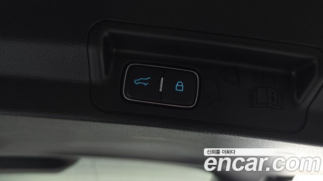 Ford Explorer 2023 — photo 24