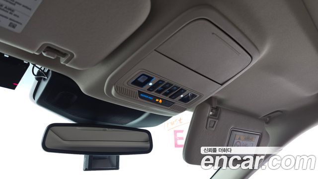 Ford Explorer 2023 — photo 26