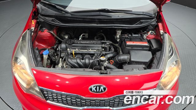 Kia pride 2015 — photo 6