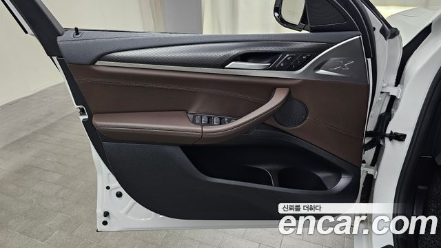 BMW X4 2023 — photo 14