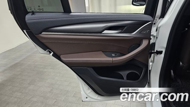 BMW X4 2023 — photo 15