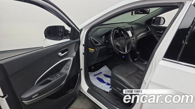 Hyundai Santafe 2016 — photo 10