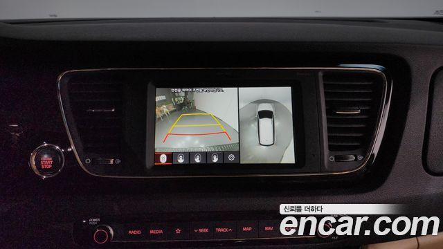 Kia Canival 2020 — photo 20
