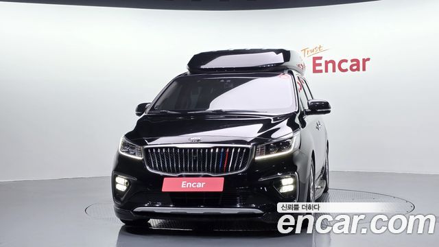 Kia Canival 2020 — photo 3