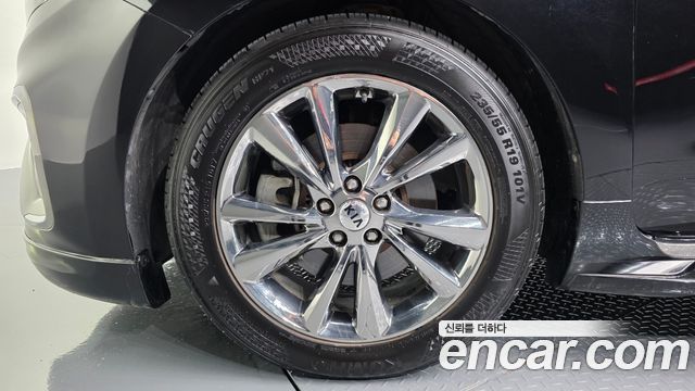 Kia Canival 2020 — photo 5