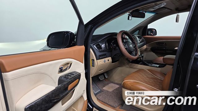 Kia Canival 2020 — photo 10