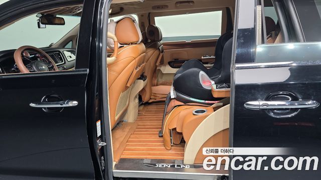 Kia Canival 2020 — photo 12