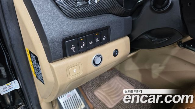 Kia Canival 2020 — photo 16