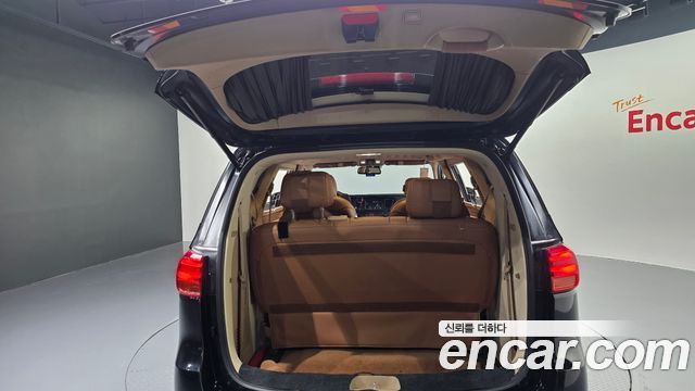 Kia Canival 2020 — photo 20