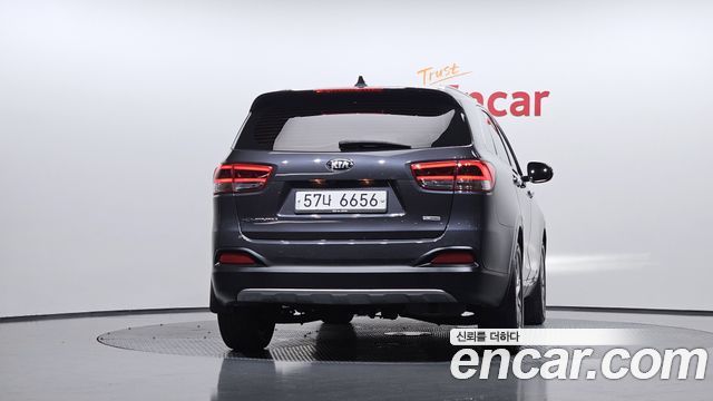 Kia Sorento 2017 — photo 4