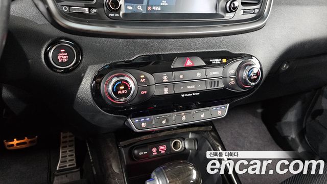 Kia Sorento 2017 — photo 24