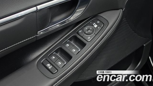 Hyundai Sonata 2023 — photo 25