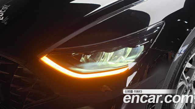 Hyundai Sonata 2023 — photo 8
