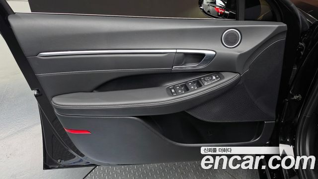Hyundai Sonata 2023 — photo 14