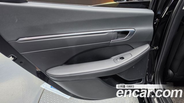 Hyundai Sonata 2023 — photo 15