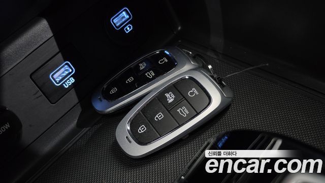 Hyundai Sonata 2023 — photo 31