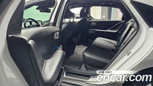 Hyundai Ioniq6 2023 — photo 16