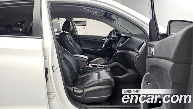 Hyundai Tucson 2016 — photo 16