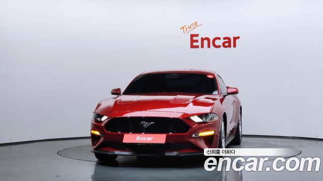 Ford Mustang 2020 — photo 3
