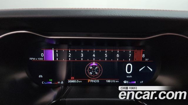 Ford Mustang 2020 — photo 8
