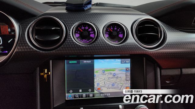 Ford Mustang 2020 — photo 15