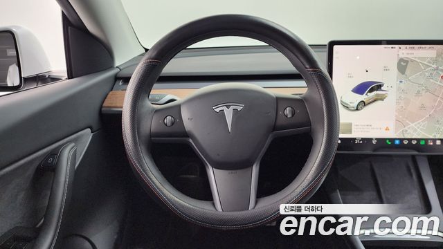 Tesla Model Y 2021 — photo 18
