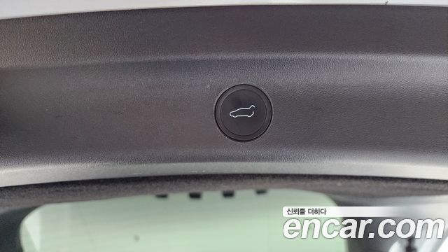 Tesla Model Y 2021 — photo 34