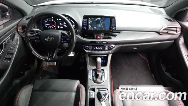 Hyundai i30 2020 — photo 10