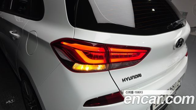 Hyundai i30 2020 — photo 9