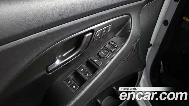Hyundai i30 2020 — photo 34