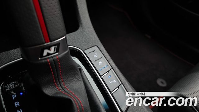 Hyundai i30 2020 — photo 37