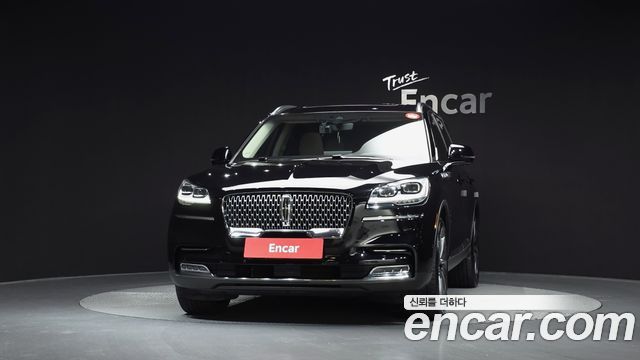 Lincoln Aviator 2022 — photo 3