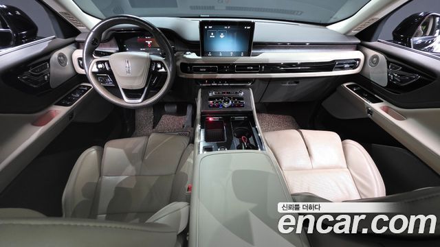 Lincoln Aviator 2022 — photo 10