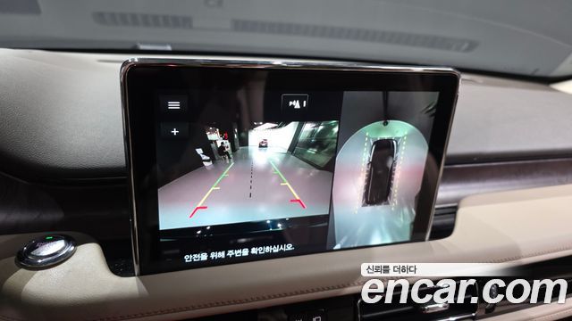 Lincoln Aviator 2022 — photo 21