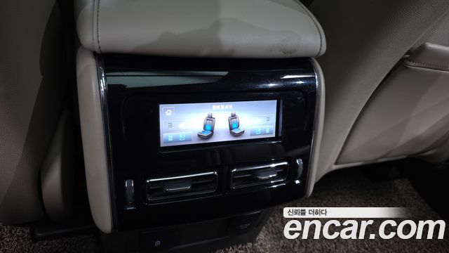 Lincoln Aviator 2022 — photo 24