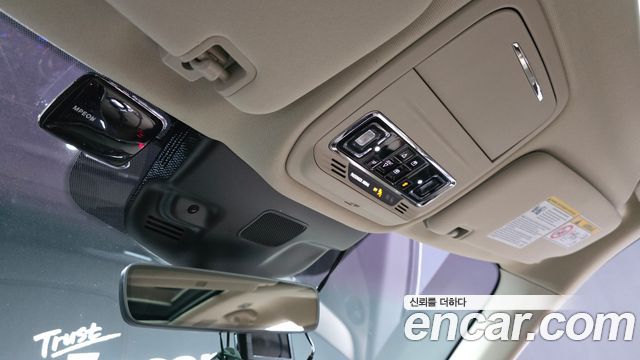 Lincoln Aviator 2022 — photo 34