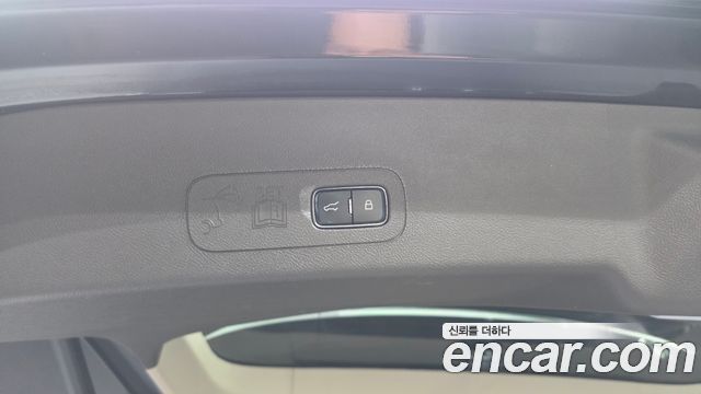 Lincoln Aviator 2022 — photo 36