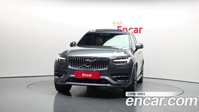 Volvo XC90 2020 — photo 3