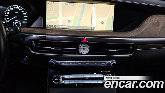 Genesis G90 2019 — photo 16