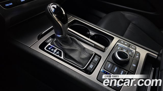 Hyundai Genesis 2015 — photo 9