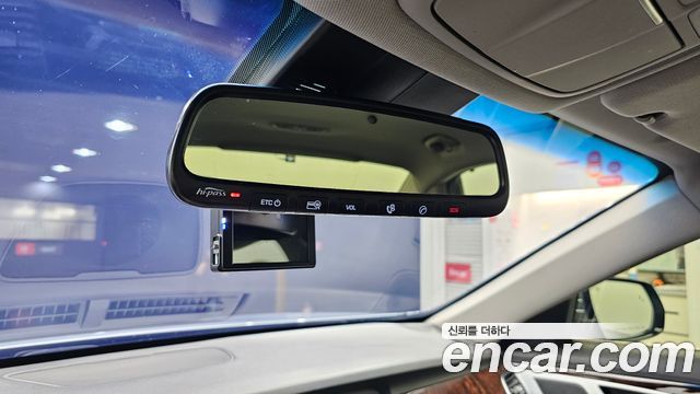 Hyundai Genesis 2015 — photo 17