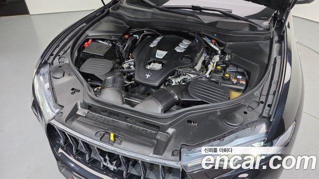 Maserati Levante 2020 — photo 6