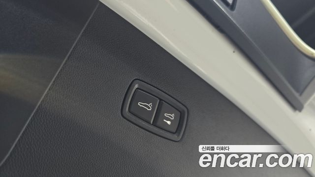 Porsche Cayenne 2023 — photo 25