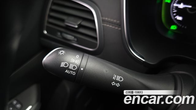 Renault Korea SM6 2020 — photo 25