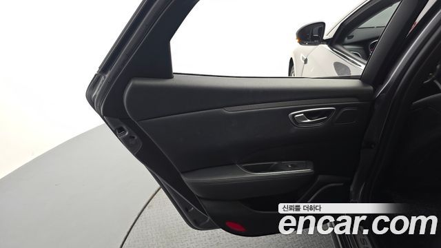 Renault Korea SM6 2020 — photo 15