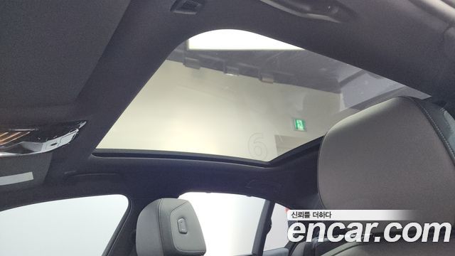 BMW 5-Series 2026 — photo 19
