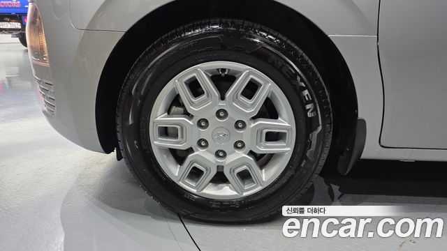 Hyundai Staria 2022 — photo 5