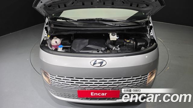 Hyundai Staria 2022 — photo 6