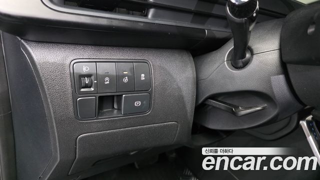 Hyundai Staria 2022 — photo 20