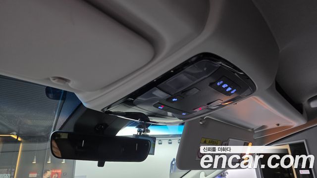 Hyundai Staria 2022 — photo 27